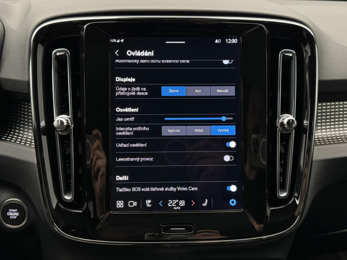 Volvo XC40 B3 DARK ULTRA CZ 1.maj