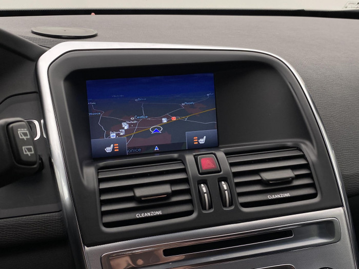 Volvo XC60 D4 AWD MOMENTUM AUT 2.4 d Momentum