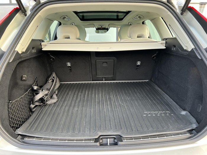 Volvo XC60 T6 AWD RECHARGE INSCRIPTION