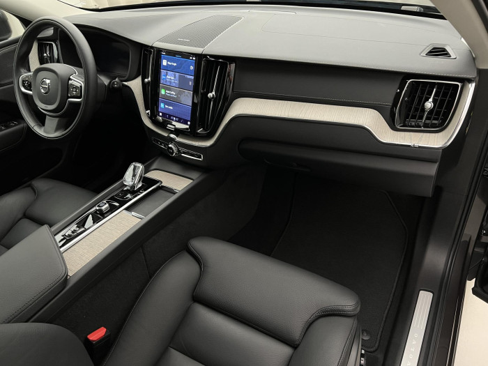 Volvo XC60 B5 AWD INSCRIPTION AUT 1.maj.