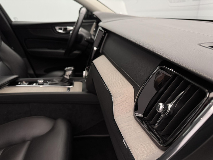 Volvo XC60 D4 AWD INSCRIPTION AUT 2.0 d