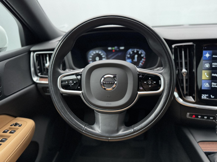 Volvo V60 CC T5 AWD PRO POLESTAR AUT CZ 2.0 CC CC