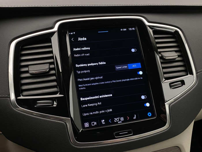 Volvo XC90 B5 AWD PLUS AUT REZERVACE 2.0 Plus