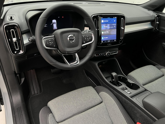 Volvo XC40 B4 CORE AUT 1.maj.