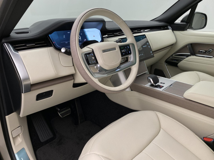 Land Rover Range Rover D350 AUTOBIOGRAPHY LWB 3.0 d