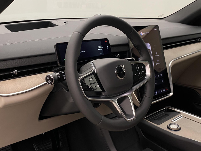 Volvo EX90 PURE ELECTRIC TWIN ULTRA 7míst