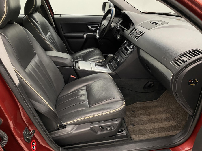 Volvo XC90 D5 AWD SUMMUM AUT CZ 2.4 d Summum