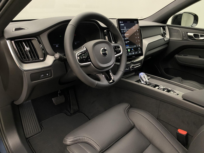 Volvo XC60 T6 AWD AUT PLUS BLACK EDITION