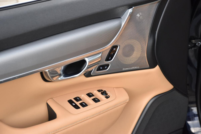 Volvo V90 D5 AWD INSCRIPTION REZERVACE 2.0 d