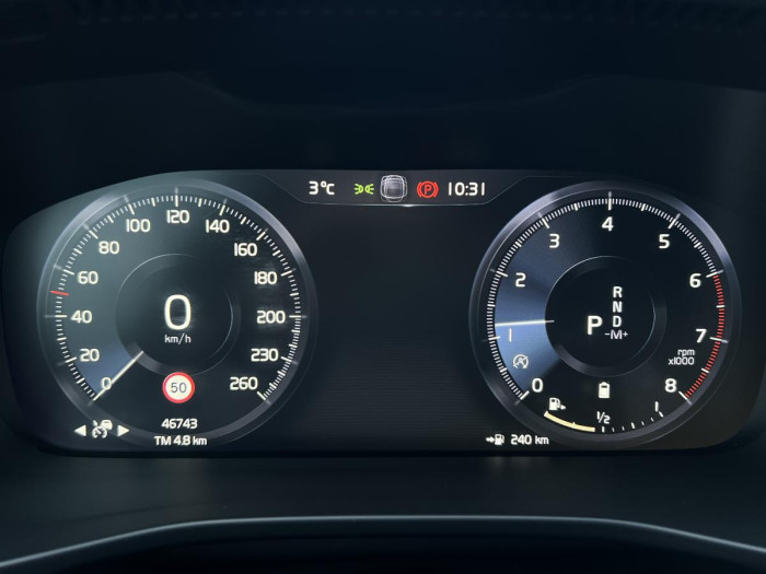 Volvo XC40 B4 MOMENTUM AUT 1.maj. 2.0 Momentum