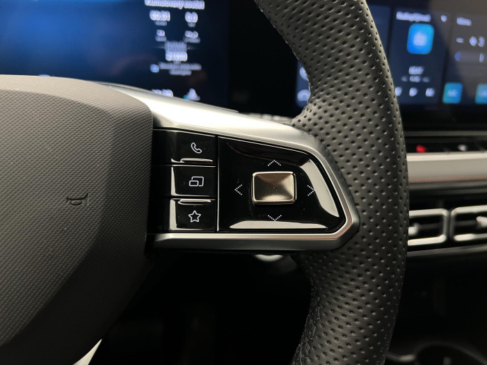 MG HS 1.5 TGI EMOTION 7DCT AUT CZ