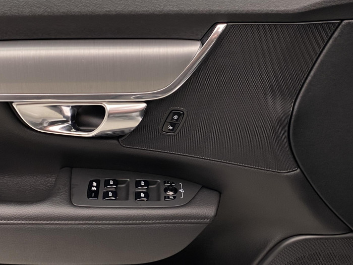 Volvo V90 D4 AWD MOMENTUM AUT 2.0 d Momentum