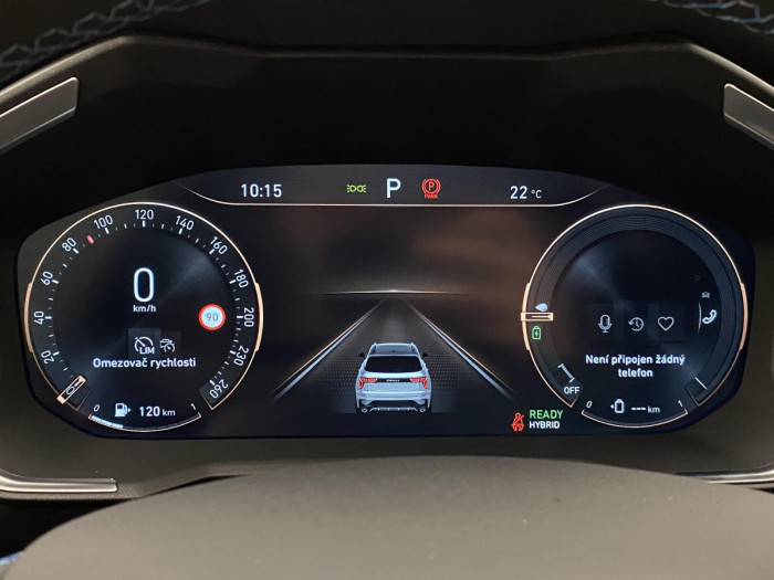 Lynk & Co 01 PHEV DCT AUT REZERVACE