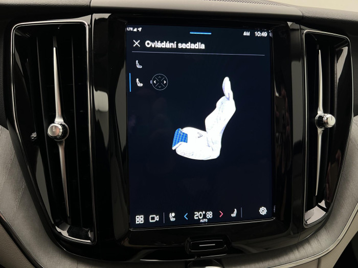 Volvo XC60 T6 AWD RECHARGE PLUS DARK AUT