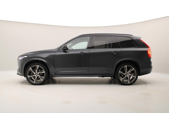 Volvo XC90 B6 AWD R-DESIGN REZERVACE