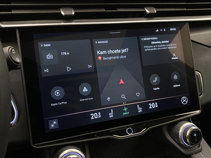 Lynk & Co 01 PHEV DCT AUT 1.maj. REZERVACE