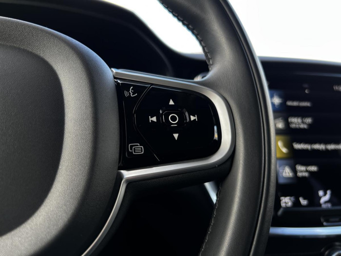 Volvo V60 B4 MOMENTUM Aut 1.maj. 2.0 Momentum