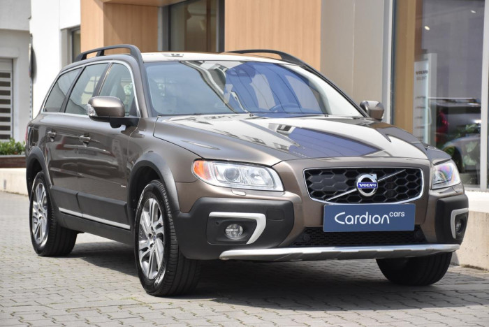 Volvo XC70 D4 AWD SUMMUM REZERVACE 2.4 d Summum