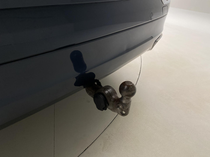 Volvo XC60 B4 AWD DARK PLUS AUT CZ