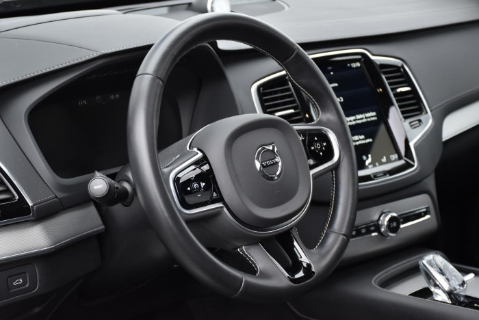 Volvo XC90 B5 AWD INSCRIPTION REZERVACE