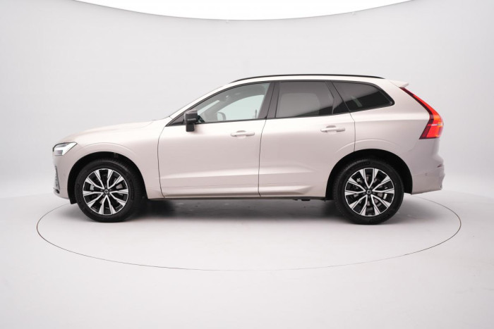 Volvo XC60 B4 AWD PLUS DARK AUT CZ 1.maj.