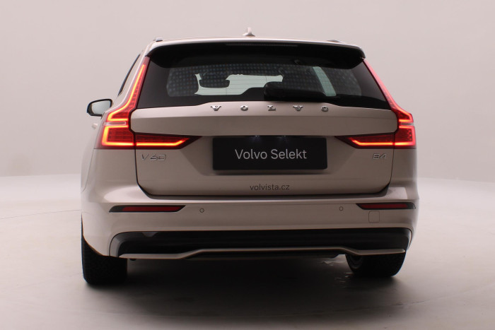 Volvo V60 B4 DARK PLUS AUT CZ