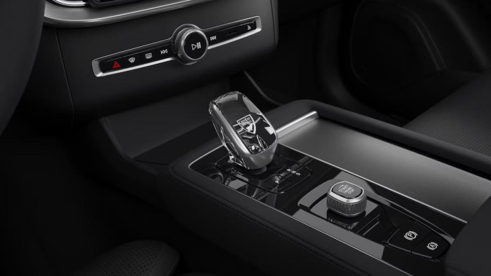 Volvo XC90 B5 AWD BLACK EDITION ULTRA 7 2.0 Edition