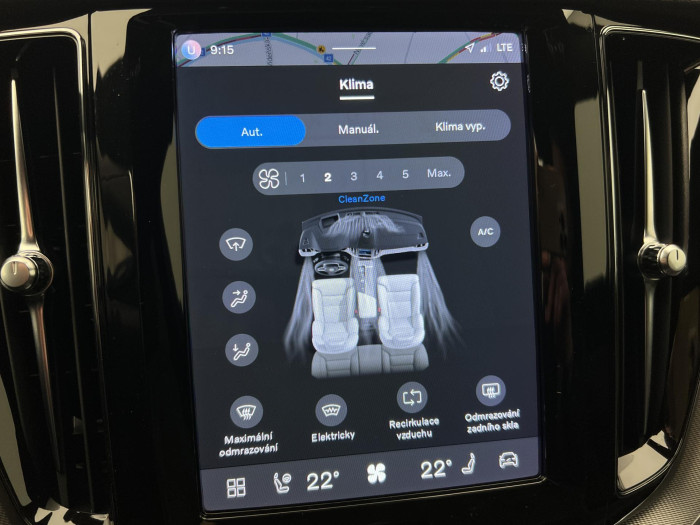 Volvo XC60 B5 AWD R-DESIGN AUT 1.maj.