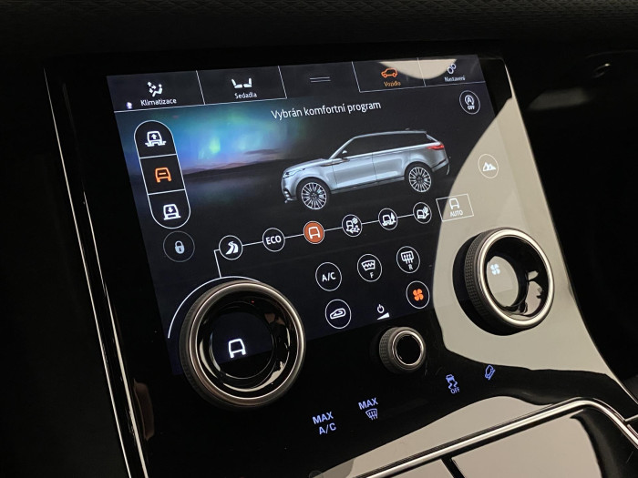 Land Rover Range Rover Velar D300 AWD S R-DYNAMIC REZERVACE 3.0 d Dynamic
