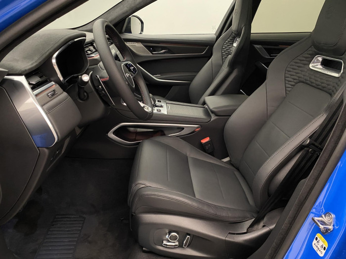 Jaguar F-Pace SVR 575 EDITION REZERVACE 5.0 Edition