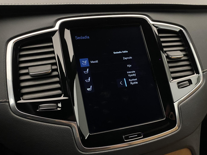 Volvo XC90 D5 AWD INSCRIPTION REZERVACE 2.0 d