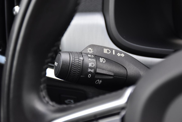 Volvo V90 D4 AWD MOMENTUM REZERVACE 2.0 d Momentum