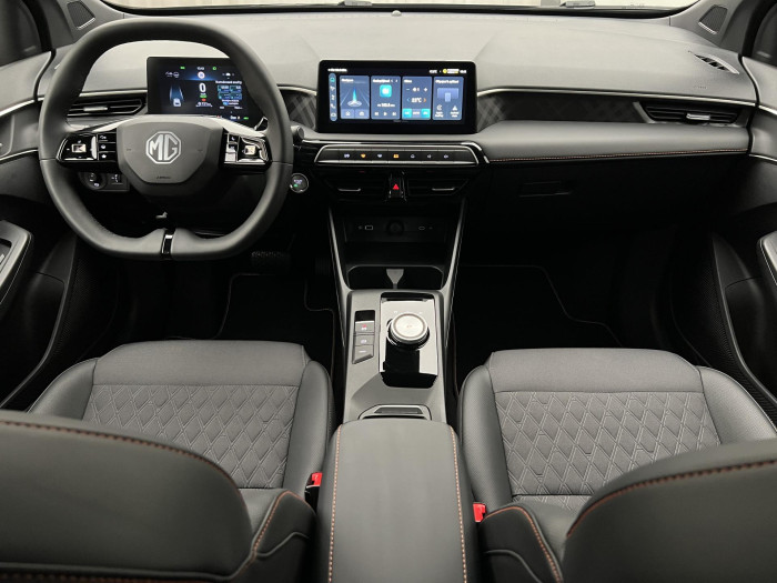 MG MG3 EXCLUSIVE HYBRID+ AUT CZ 1.maj 1.5 Exclusive