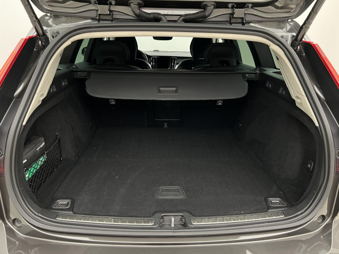 Volvo V60 D3 MOMENTUM PRO 1.maj. 2.0 d Momentum