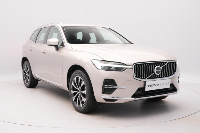 Volvo XC60 B4 AWD PLUS BRIGHT AUT CZ