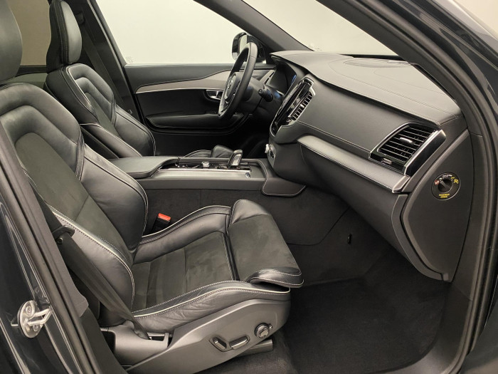 Volvo XC90 B5 AWD R-DESIGN AUT