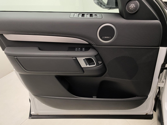 Land Rover Discovery D250 SE AWD REZERVACE 3.0 d SE