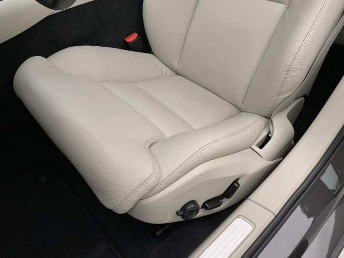 Volvo V60 T6 AWD PLUG-IN BRIGHT PLUS