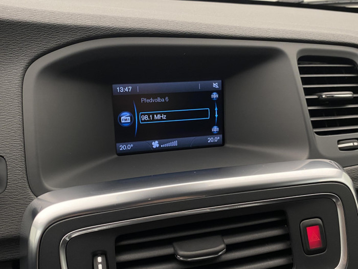 Volvo V60 D3 MOMENTUM CZ 2.0 d Momentum