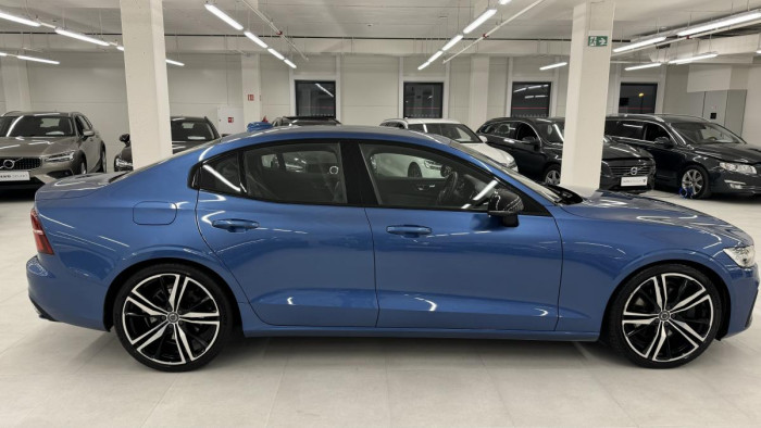Volvo S60 B5 AWD R-DESIGN AUT 1.maj. CZ