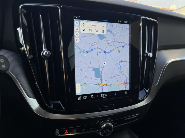 Volvo V60 CROSS COUNTRY B4 AWD REZERVACE
