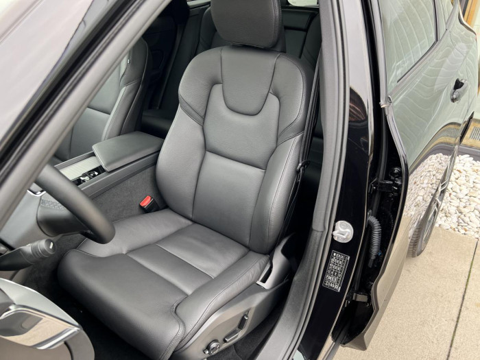 Volvo XC60 B4 AWD DARK PLUS Aut 1.maj. 2.0 Plus