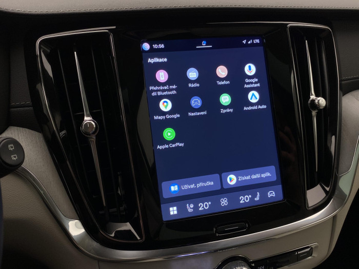 Volvo V60 T8 AWD PLUG-IN BRIGHT ULTRA CZ