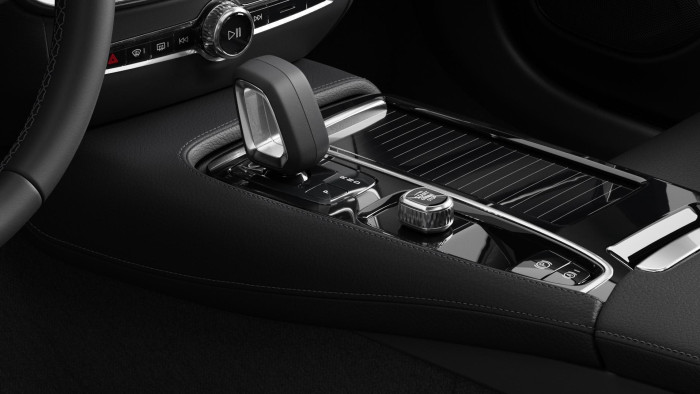 Volvo V60 T6 AWD Plug-in DARK PLUS