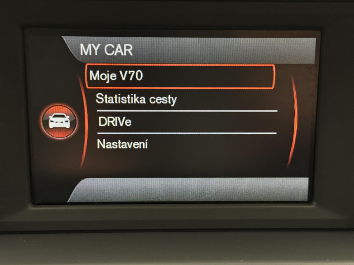 Volvo V70 D4 MOMENTUM CZ 1.maj 2.0 d Momentum