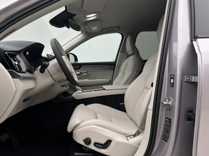 Volvo XC90 B5 AWD DARK PLUS AUT