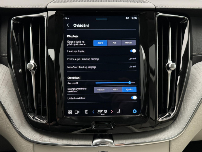 Volvo XC60 T6 AWD RECHARGE PLUS BRIGHT CZ