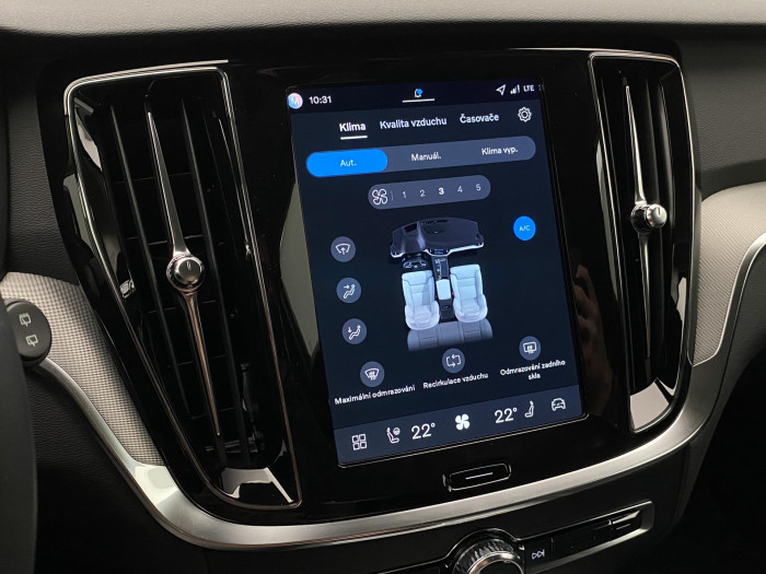 Volvo V60 B4 AUT BRIGHT PLUS