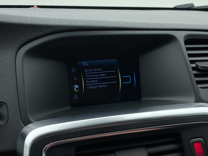 Volvo V60 D5 VOLVO OCEAN RACE AUT CZ 2.4 d