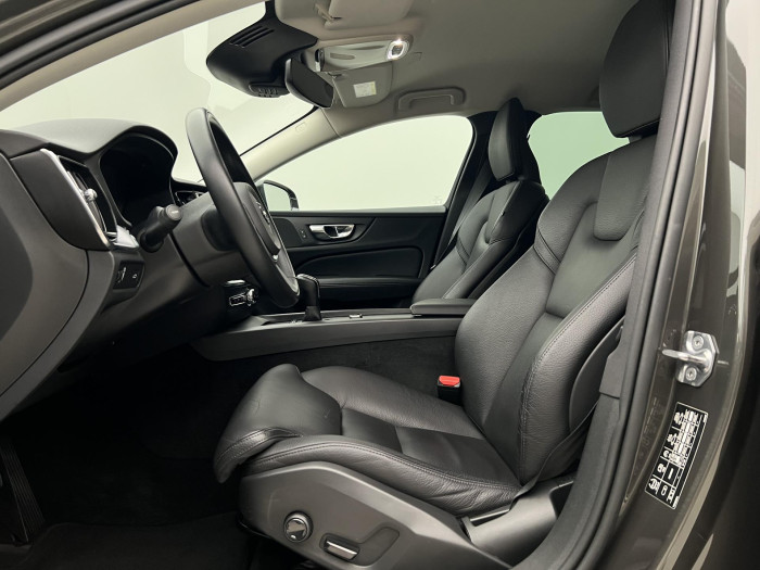 Volvo V60 D3 MOMENTUM PRO 1.maj. 2.0 d Momentum